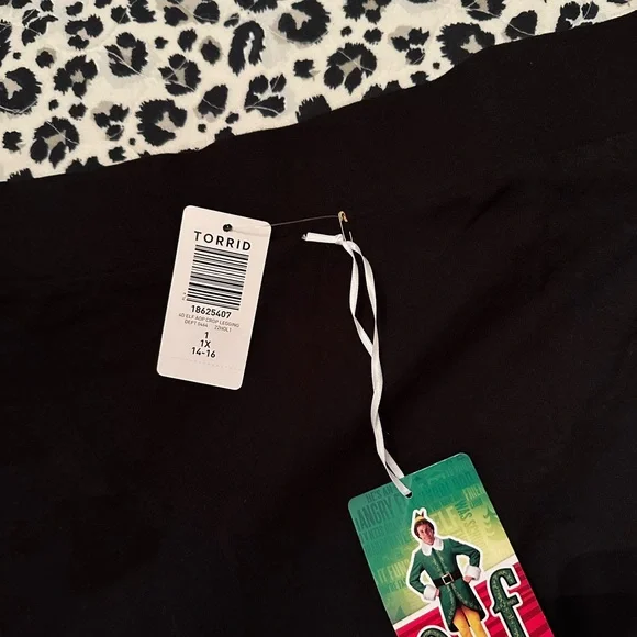 Elf Crop Leggings - Picture 2 of 2